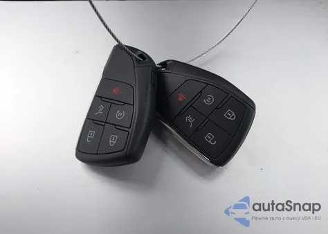 2025 Chevrolet Traverse Awd Z71 из США, поврежденный, VIN 1GNEVJRS3SJ208329